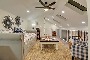 Updated Granbury Home in Historic District!