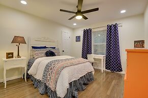 Updated Granbury Home in Historic District!