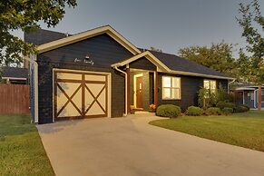 Updated Granbury Home in Historic District!