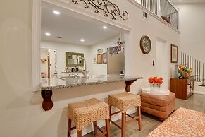 Updated Granbury Home in Historic District!