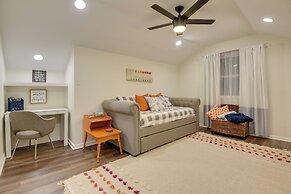 Updated Granbury Home in Historic District!