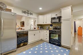 Updated Granbury Home in Historic District!