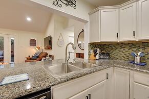 Updated Granbury Home in Historic District!