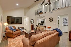 Updated Granbury Home in Historic District!