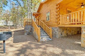 Tumbling Shoals Cabin Near Greers Ferry Lake!