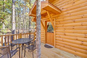 Tumbling Shoals Cabin Near Greers Ferry Lake!