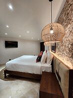 KANDORA Luxury Villas