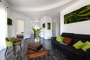 Home Big CrIré at '724