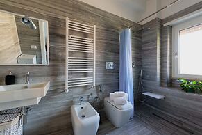 Home Big CrIré at '724