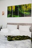 Home Big CrIré at '724