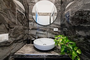 Home Big CrIré at '724