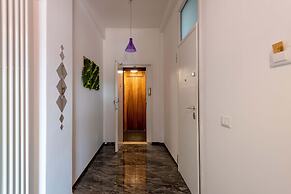 Home Big CrIré at '724