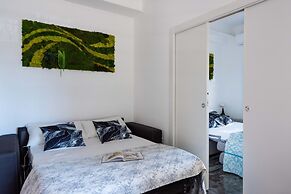 Home Big CrIré at '724