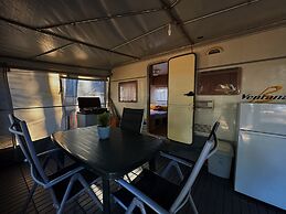 Room in Cabin - Caravan Near the sea 1