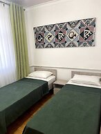 Family Guest House & Hostel