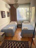 Family Guest House & Hostel