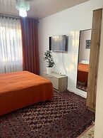 Family Guest House & Hostel