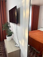 Family Guest House & Hostel