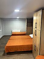 Family Guest House & Hostel