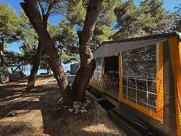 Room in Cabin - Caravan Near the sea 2