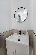 Isimi Luxurious House Newcastle