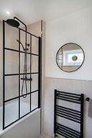 Isimi Luxurious House Newcastle