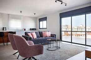 O&O Group - Top Penthouse On The Beach