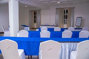 Garden Courts Hotel Masaka