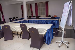 Garden Courts Hotel Masaka