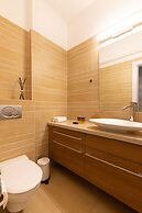 Huge Pampering Villa 5 BR with Jacuzzi