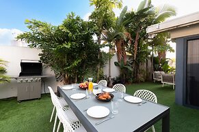 Huge Pampering Villa 5 BR with Jacuzzi