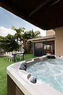 Huge Pampering Villa 5 BR with Jacuzzi