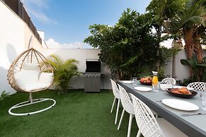 Huge Pampering Villa 5 BR with Jacuzzi