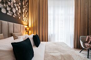 White Lotus - LoftAffair Collection