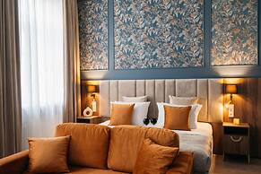 White Lotus - LoftAffair Collection