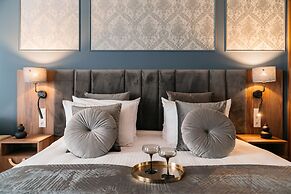 White Lotus - LoftAffair Collection