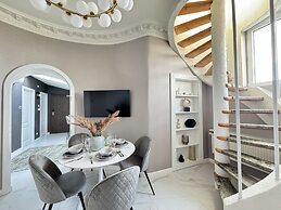 White Lotus - LoftAffair Collection