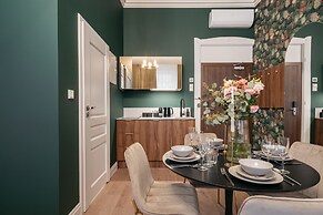 White Lotus - LoftAffair Collection