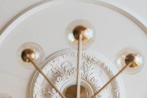 White Lotus - LoftAffair Collection