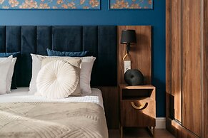 White Lotus - LoftAffair Collection