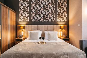 White Lotus - LoftAffair Collection