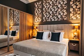 White Lotus - LoftAffair Collection