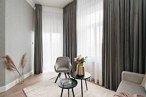 White Lotus - LoftAffair Collection