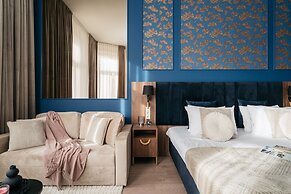 White Lotus - LoftAffair Collection