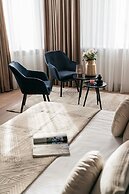 White Lotus - LoftAffair Collection