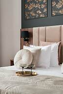 White Lotus - LoftAffair Collection