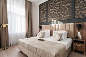 White Lotus - LoftAffair Collection