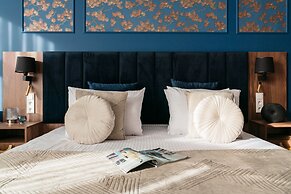 White Lotus - LoftAffair Collection