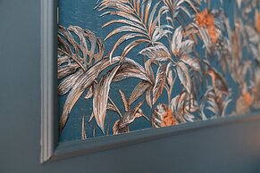 White Lotus - LoftAffair Collection