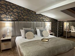 White Lotus - LoftAffair Collection